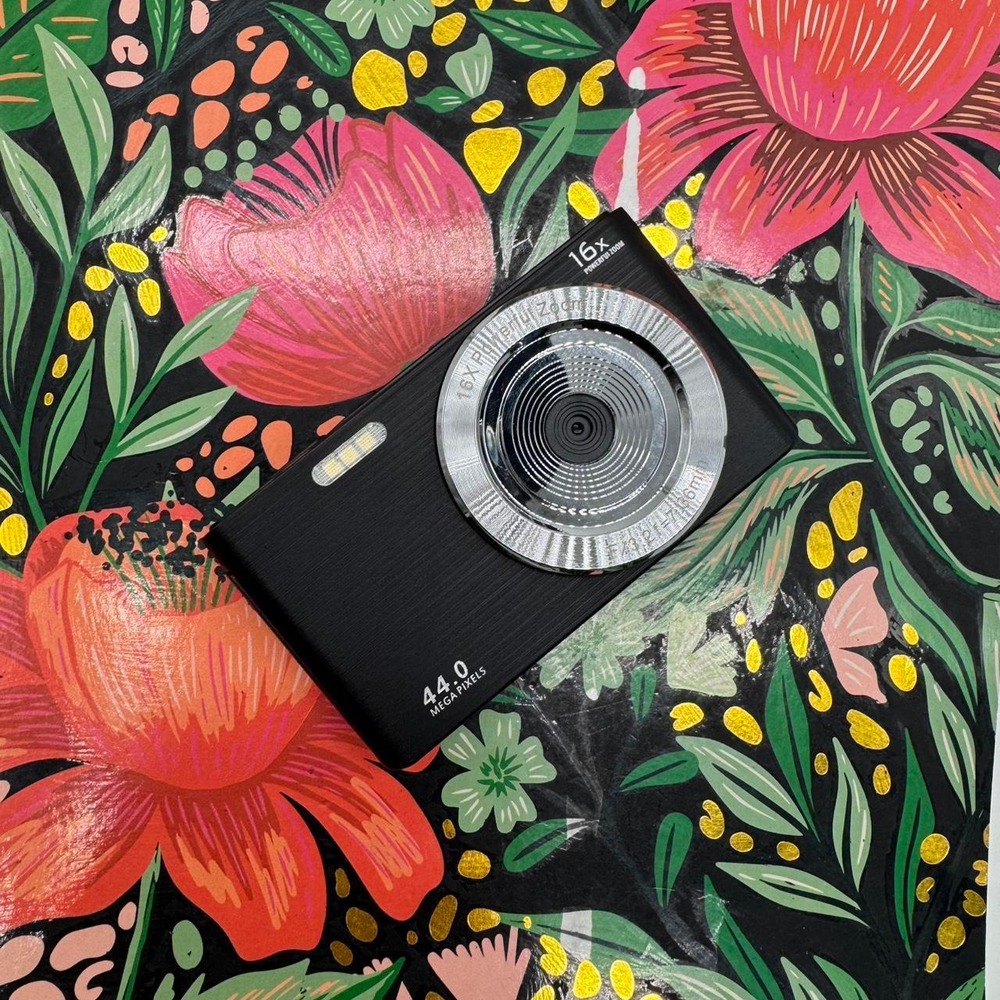 Pocket Digital Camera 44.0MP 16X Zoom Compact Point and Shoot Black with Box